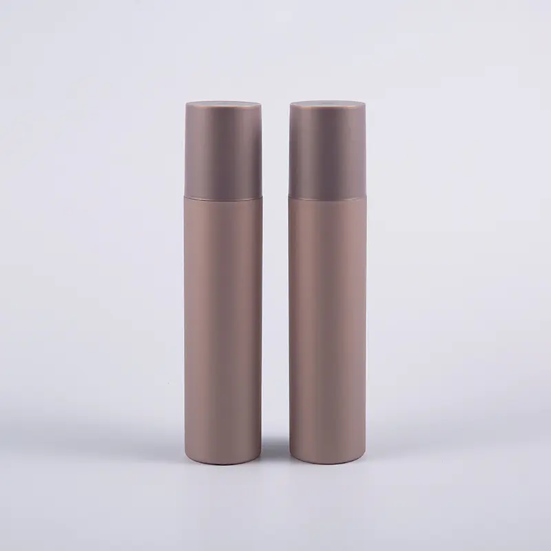 Vícebarevná 250ml čistící láhev Soft Touch kulatého tvaru s plastovou pumpičkou 