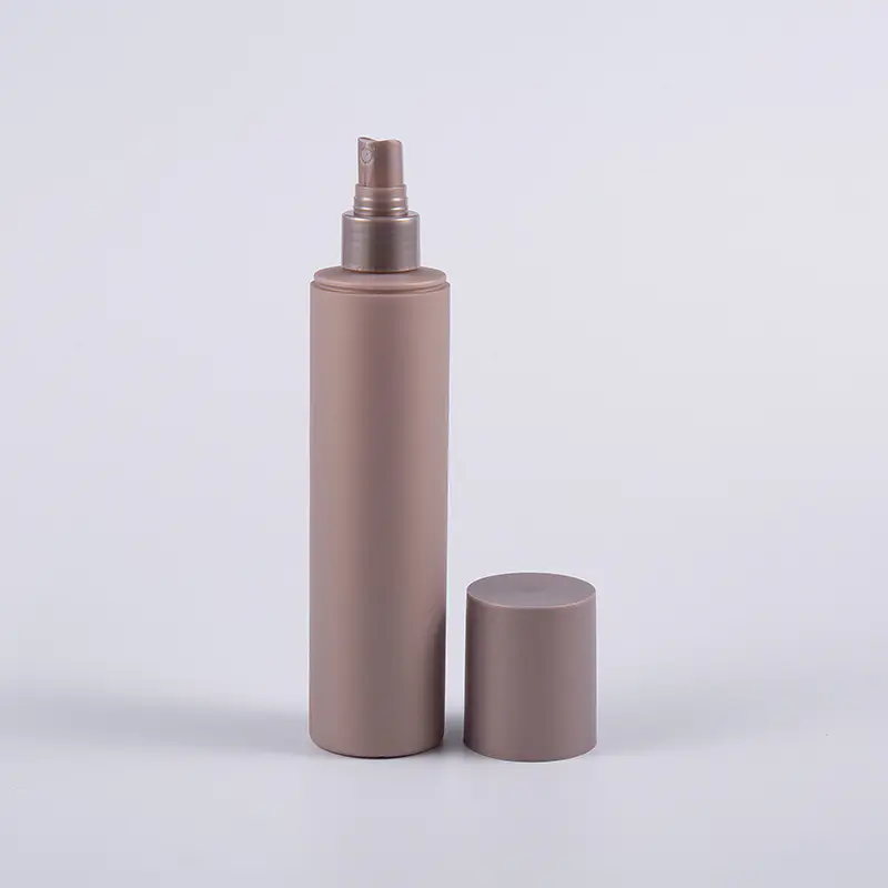 Vícebarevná 250ml čistící láhev Soft Touch kulatého tvaru s plastovou pumpičkou Vícebarevná 250ml čistící láhev Soft Touch kulatého tvaru s plastovou pumpičkou