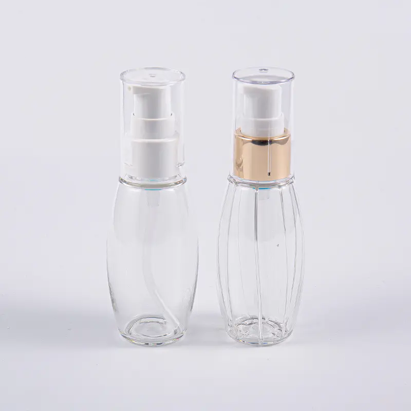 Na cesty použijte 50ml PETG láhev ve tvaru kuličky s pumpičkou