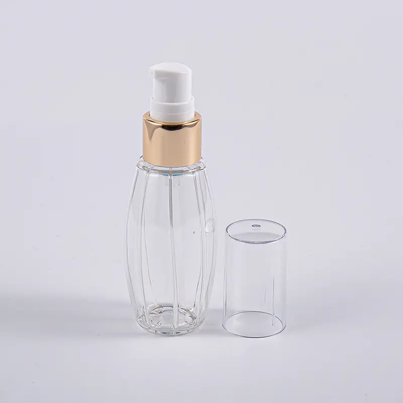 Na cesty použijte 50ml PETG láhev ve tvaru kuličky s pumpičkou