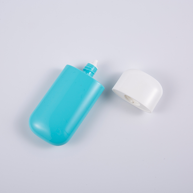 30ml a 50ml modrá PE lahvička na opalování s UV ochranou 30ml a 50ml modrá PE lahvička na opalování s UV ochranou