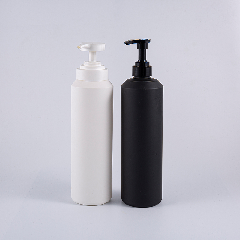 Bílá a černá měkká kulatá velká 1000ml PE čistící láhev s pumpičkou