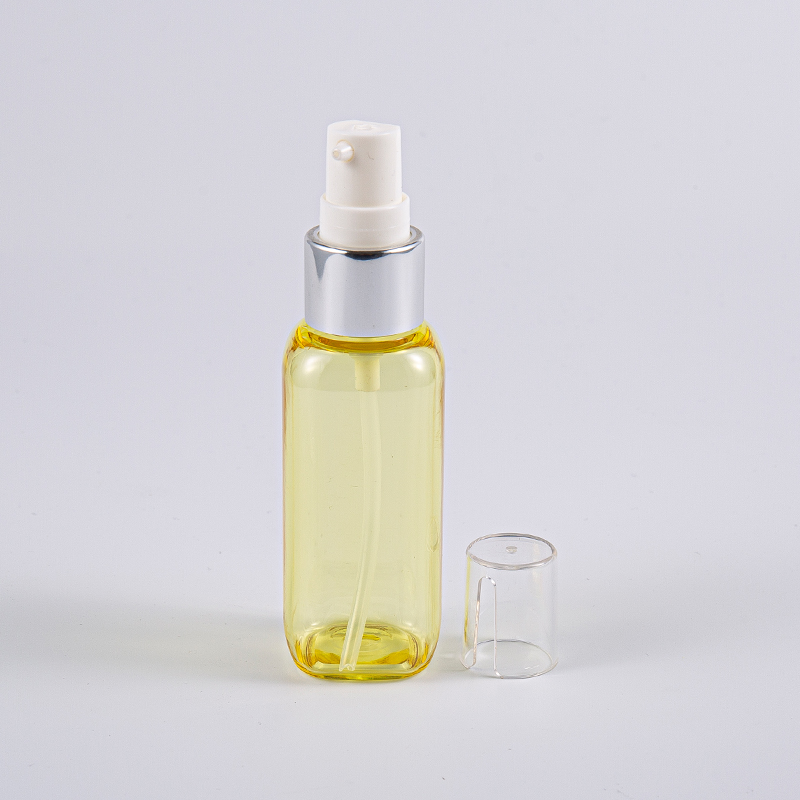Na cesty použijte 50ml lahvičku Petg čtvercového tvaru s pumpičkou